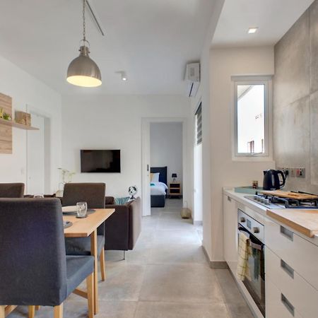 Modern Sliema Apartment Near Sea Exterior photo